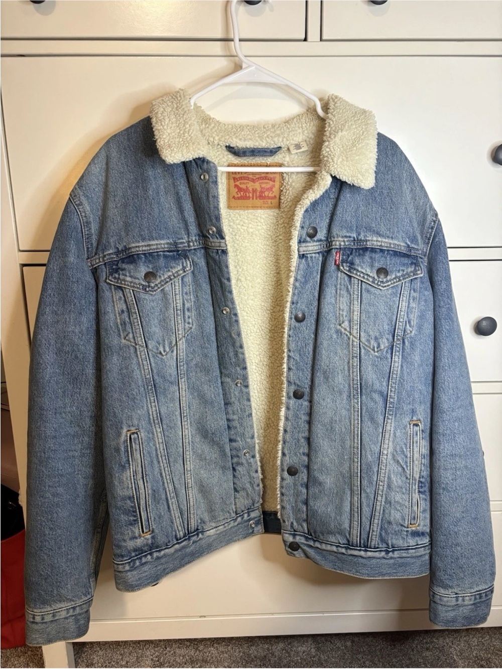 Vintage Western Levi's Sherpa-Lined Denim Jacket in Light Blue Mens Large